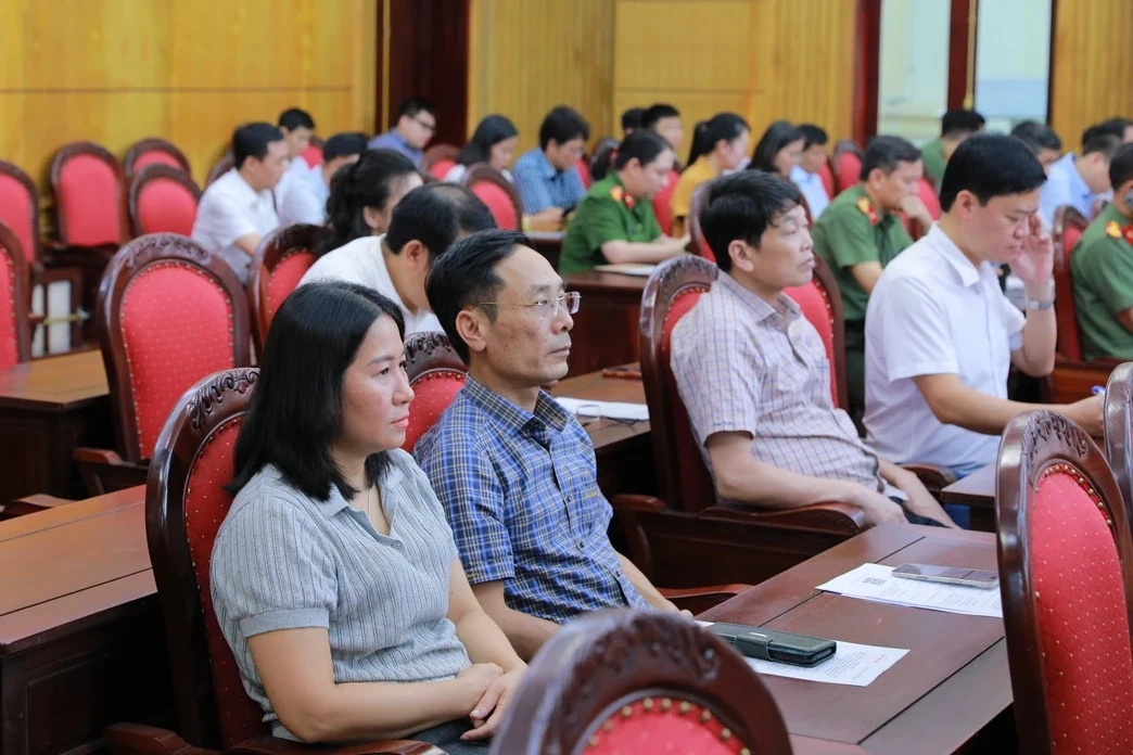 Thanh Hóa sơ kết thực hiện Nghị quyết số 57-NQ/TW và phong trào “Bình dân học vụ số”