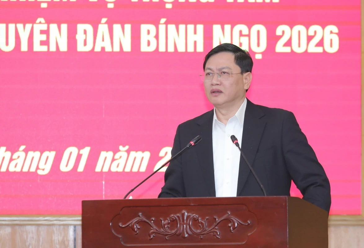 Triển khai nghi&ecirc;m t&uacute;c c&aacute;c nhiệm vụ ngay từ đầu năm v&agrave; chăm lo Tết cho Nh&acirc;n d&acirc;n