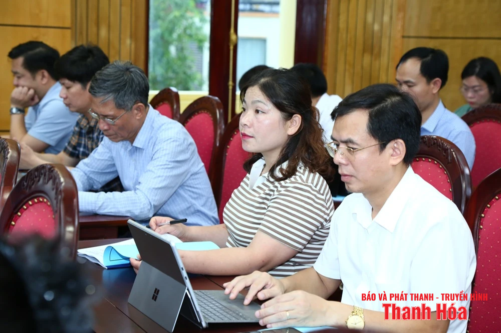 Học sinh, sinh viên là trung tâm, chủ thể; thầy cô giáo là động lực; nhà trường là bệ đỡ; gia đình là điểm tựa; xã hội là nền tảng