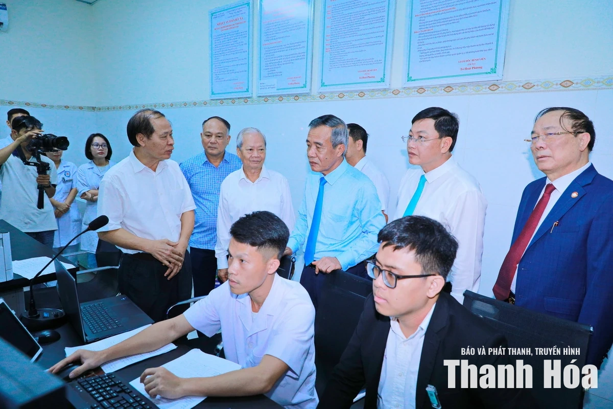 Bí thư Tỉnh ủy Lê Đức Thái dự lễ khai trương hệ thống chẩn đoán hình ảnh công nghệ cao tại Bệnh viện Đa khoa Phúc Thịnh
