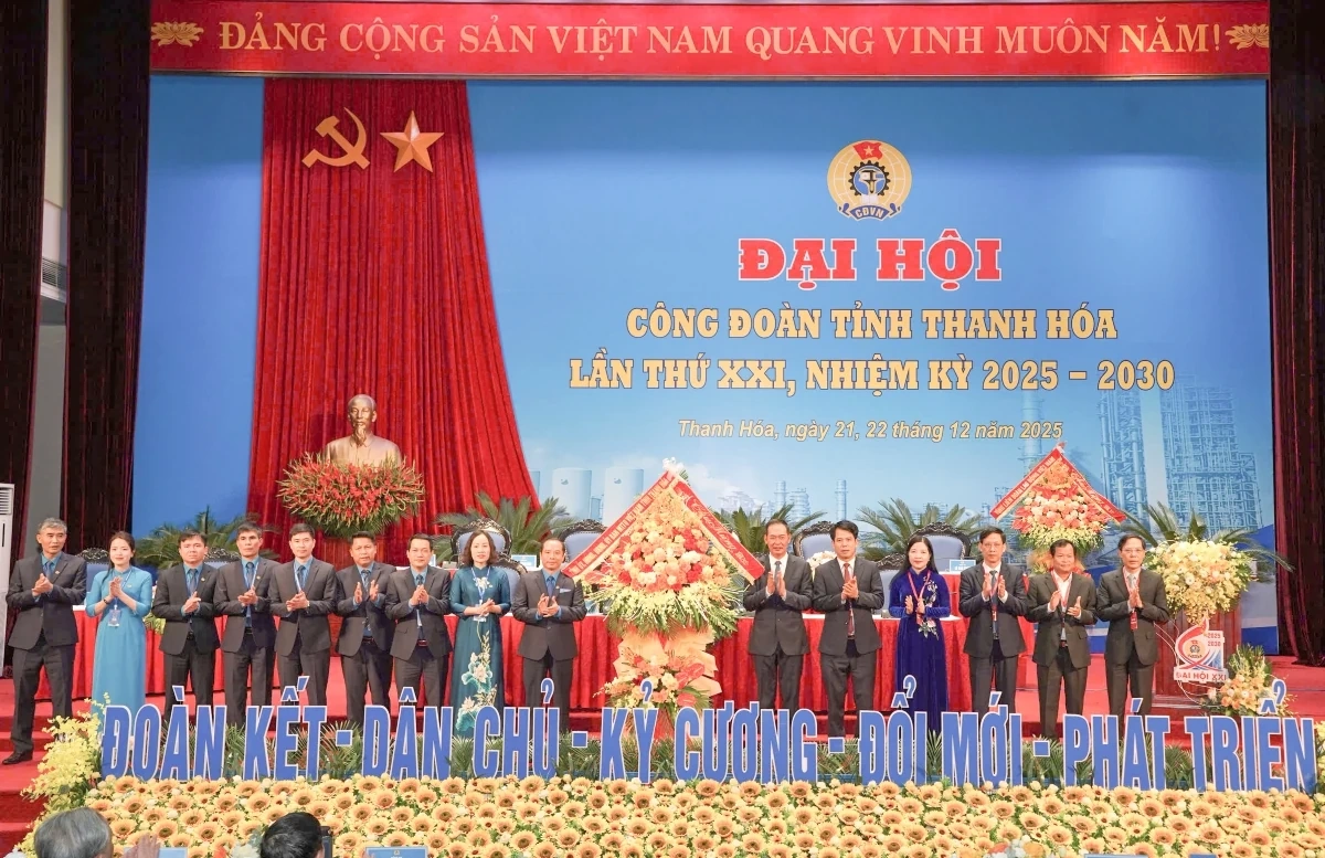 Ph&aacute;t huy tr&iacute; tuệ, sức mạnh của đo&agrave;n vi&ecirc;n, c&ocirc;ng nh&acirc;n lao động trong sự nghiệp x&acirc;y dựng v&agrave; ph&aacute;t triển kinh tế - x&atilde; hội