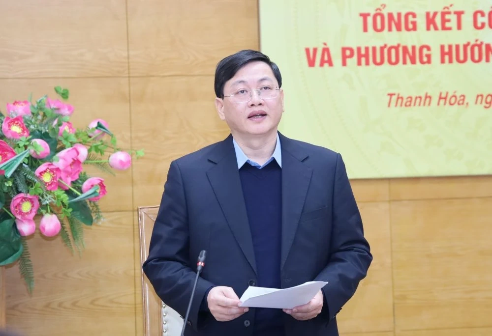 Quyết liệt từ gốc rễ, tạo chuyển biến thực chất trong đấu tranh chống bu&ocirc;n lậu, gian lận thương mại v&agrave; h&agrave;ng giả