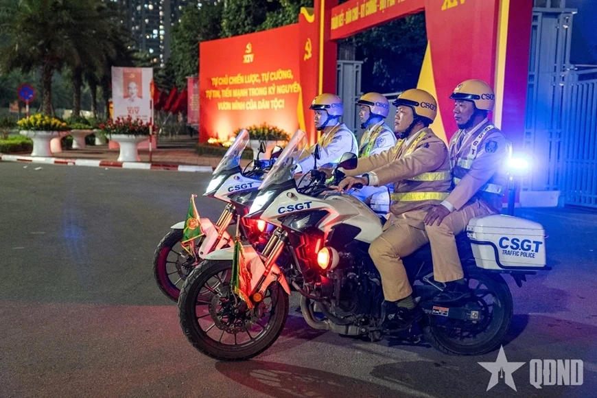 Tuần tra, kiểm so&aacute;t kh&eacute;p k&iacute;n địa b&agrave;n, giữ vững an ninh dịp Đại hội XIV