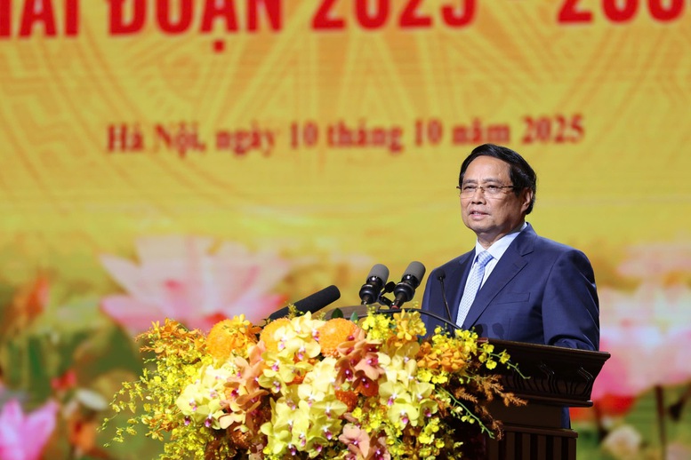 Nhân dân cả nước đang trông chờ vào vai trò dẫn dắt, sứ mệnh tiên phong, kiến tạo phát triển của Thủ đô Hà Nội*- Ảnh 1.