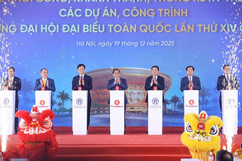 Thủ tướng: Triển khai các dự án trọng điểm quốc gia Thủ tướng: Triển khai các dự án trọng điểm quốc gia