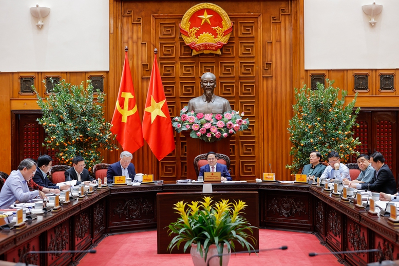 Thủ tướng: Tiếp tục tháo gỡ các vấn đề vướng mắc, tồn đọng, giải phóng nguồn lực, thúc đẩy tăng trưởng từ 10% trở lên- Ảnh 1. Thủ tướng: Tiếp tục tháo gỡ các vấn đề vướng mắc, tồn đọng, giải phóng nguồn lực, thúc đẩy tăng trưởng từ 10% trở lên- Ảnh 1.