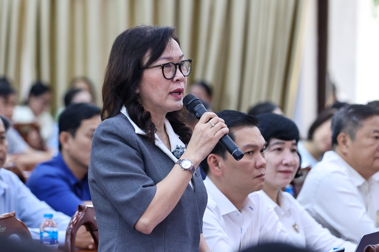 Thủ tướng: Dự kiến đầu tư gần 700 ngh&igrave;n tỷ đồng cho y tế v&agrave; gi&aacute;o dục trong 10 năm tới- Ảnh 7.