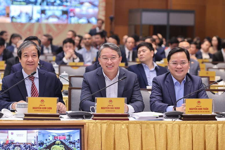 Thủ tướng: Sớm h&igrave;nh th&agrave;nh c&aacute;c