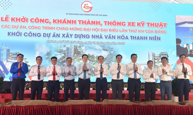 TỔNG THUẬT: Thủ tướng Chính phủ và Chủ tịch Quốc hội dự lễ khởi công, khánh thành 234 dự án lớn trên cả nước- Ảnh 21.