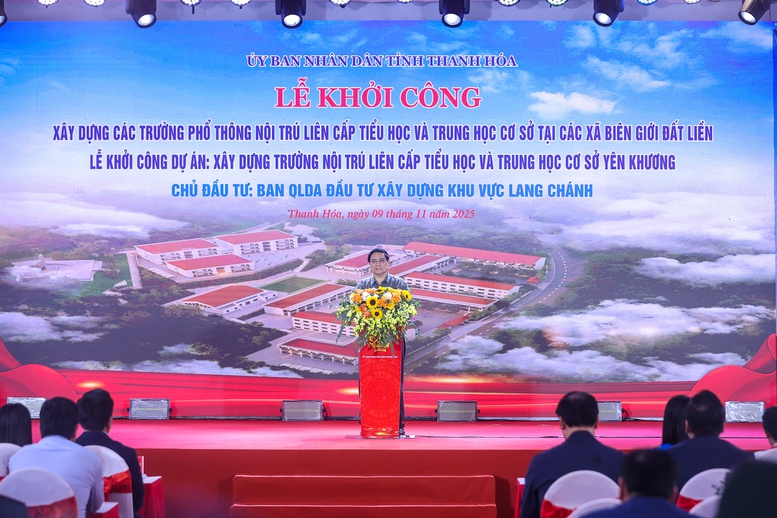 Thủ tướng: Từng ngôi trường mới nơi biên giới sẽ là nơi gieo con chữ, ươm mầm tri thức, thắp sáng ước mơ, hiện thực hóa khát vọng- Ảnh 4.