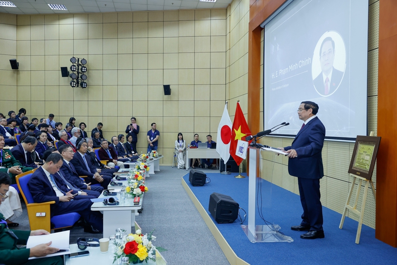 Thủ tướng dự Diễn đàn tầm nhìn vũ trụ Việt Nam - Nhật Bản và khánh thành Trung tâm Vũ trụ Việt Nam- Ảnh 6. Thủ tướng dự Diễn đàn tầm nhìn vũ trụ Việt Nam - Nhật Bản và khánh thành Trung tâm Vũ trụ Việt Nam- Ảnh 6.