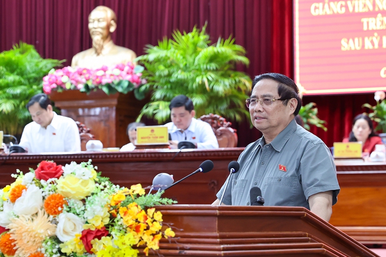 Thủ tướng: Dự kiến đầu tư gần 700 ngh&igrave;n tỷ đồng cho y tế v&agrave; gi&aacute;o dục trong 10 năm tới- Ảnh 4.