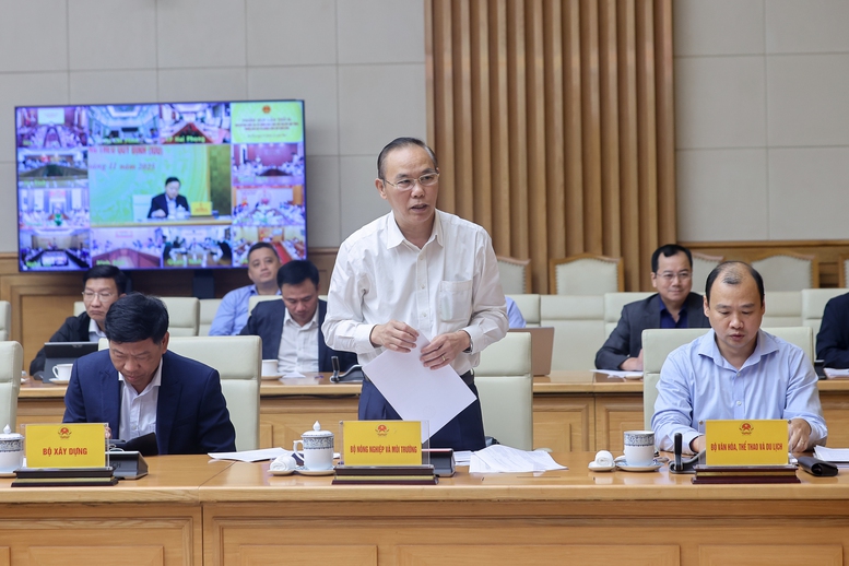 Thủ tướng: Người đứng đầu bộ, ngành, địa phương phải chịu trách nhiệm trực tiếp, toàn diện nếu để tàu cá vi phạm IUU- Ảnh 6. Thủ tướng: Người đứng đầu bộ, ngành, địa phương phải chịu trách nhiệm trực tiếp, toàn diện nếu để tàu cá vi phạm IUU- Ảnh 6.