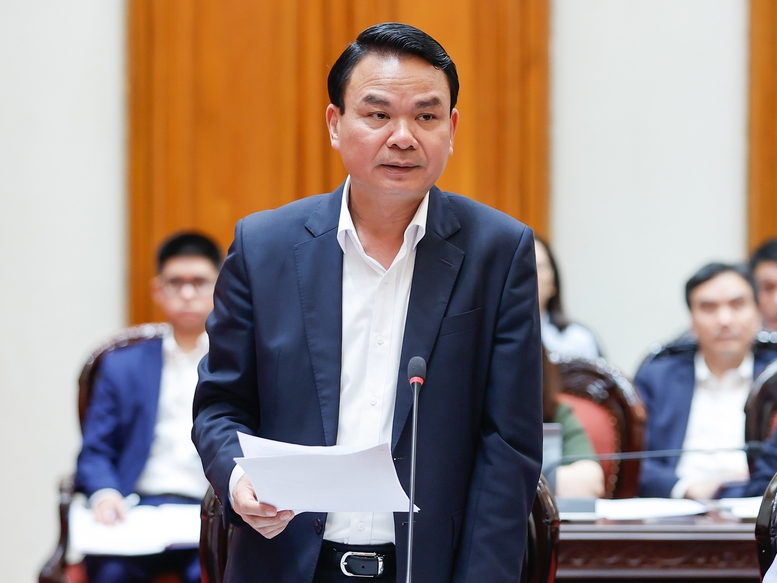 Thủ tướng Phạm Minh Chính: Xăng dầu và năng lượng cho sản xuất, tiêu dùng được bảo đảm- Ảnh 4. Thủ tướng Phạm Minh Chính: Xăng dầu và năng lượng cho sản xuất, tiêu dùng được bảo đảm- Ảnh 4.