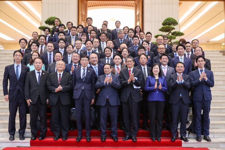 Thủ tướng đối thoại với doanh nghiệp Nhật Bản: Môi trường đầu tư của Việt Nam sẽ trở thành ưu thế nổi trội- Ảnh 7.