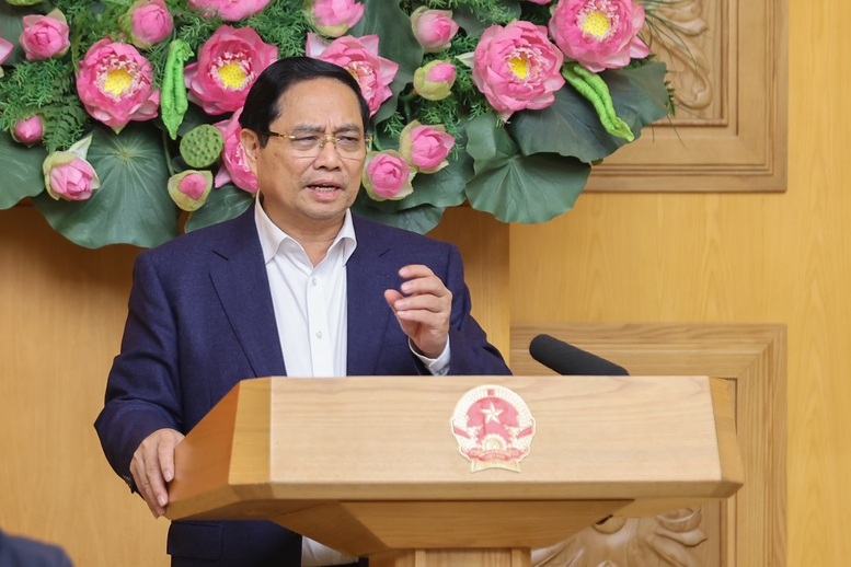 Thủ tướng: Xây dựng, công khai dữ liệu bất động sản và kiểm soát giá bất động sản ngay từ đầu vào- Ảnh 1.