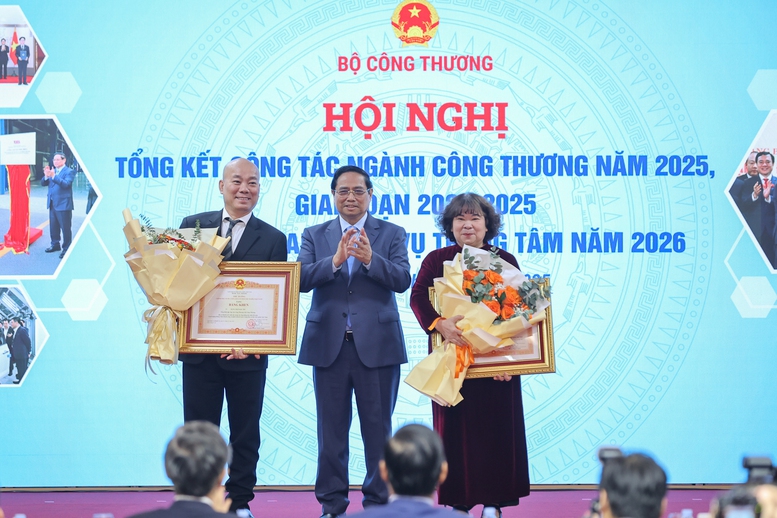Thủ tướng: Ngành công thương phải phát huy 