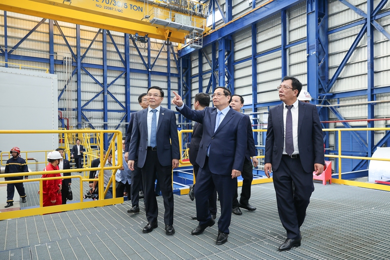 Thủ tướng khánh thành nhà máy điện LNG đầu tiên của Việt Nam – dự án kiểu mẫu, tiêu biểu về nhiều mặt- Ảnh 4. Thủ tướng khánh thành nhà máy điện LNG đầu tiên của Việt Nam – dự án kiểu mẫu, tiêu biểu về nhiều mặt- Ảnh 4.