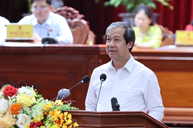 Thủ tướng: Dự kiến đầu tư gần 700 ngh&igrave;n tỷ đồng cho y tế v&agrave; gi&aacute;o dục trong 10 năm tới- Ảnh 9.