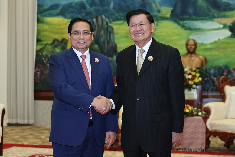 Thủ tướng Phạm Minh Chính hội kiến Tổng Bí thư, Chủ tịch nước Lào- Ảnh 1.