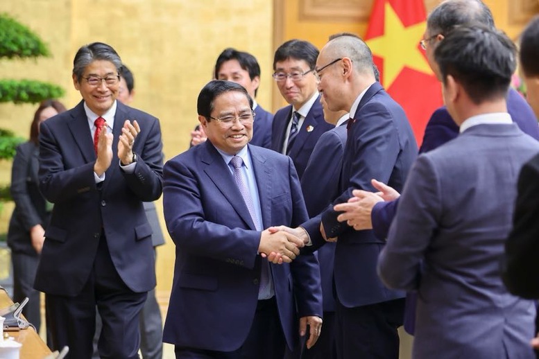 Thủ tướng đối thoại với doanh nghiệp Nhật Bản: Môi trường đầu tư của Việt Nam sẽ trở thành ưu thế nổi trội- Ảnh 1.
