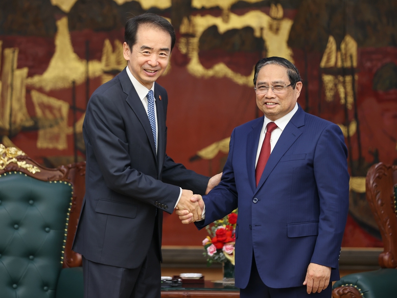 Thủ tướng Phạm Minh Chính tiếp Đại sứ Trung Quốc- Ảnh 1. Thủ tướng Phạm Minh Chính tiếp Đại sứ Trung Quốc- Ảnh 1.