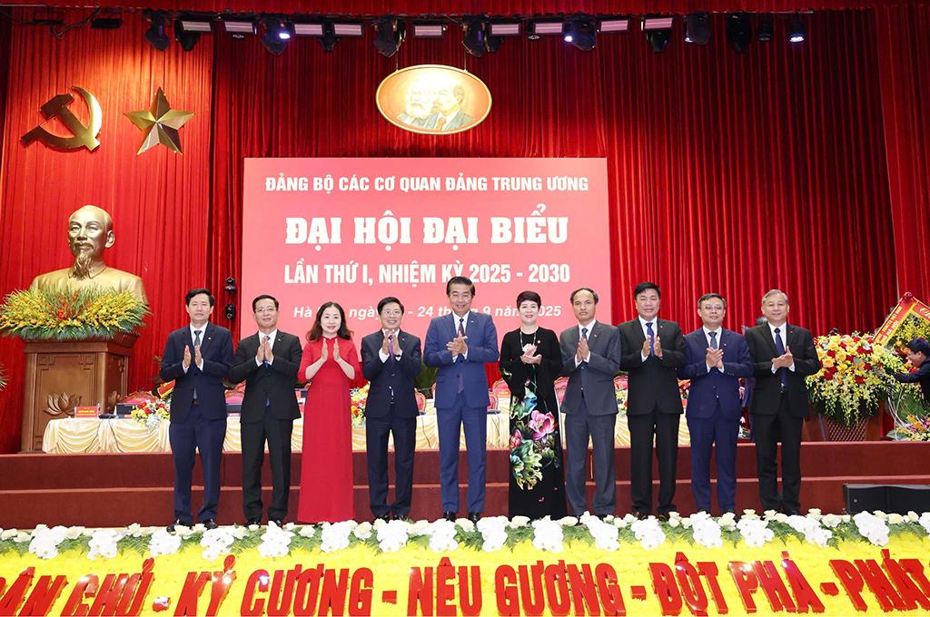 Đoàn đại biểu Ban Nội chính Trung ương tham dự Đại hội