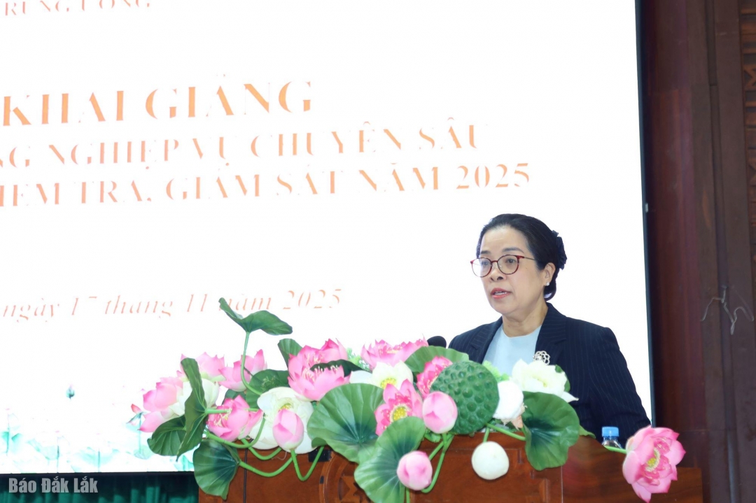 Phó Bí thư Tỉnh ủy Huỳnh Thị Chiến Hòa phát biểu tại buổi lễ.