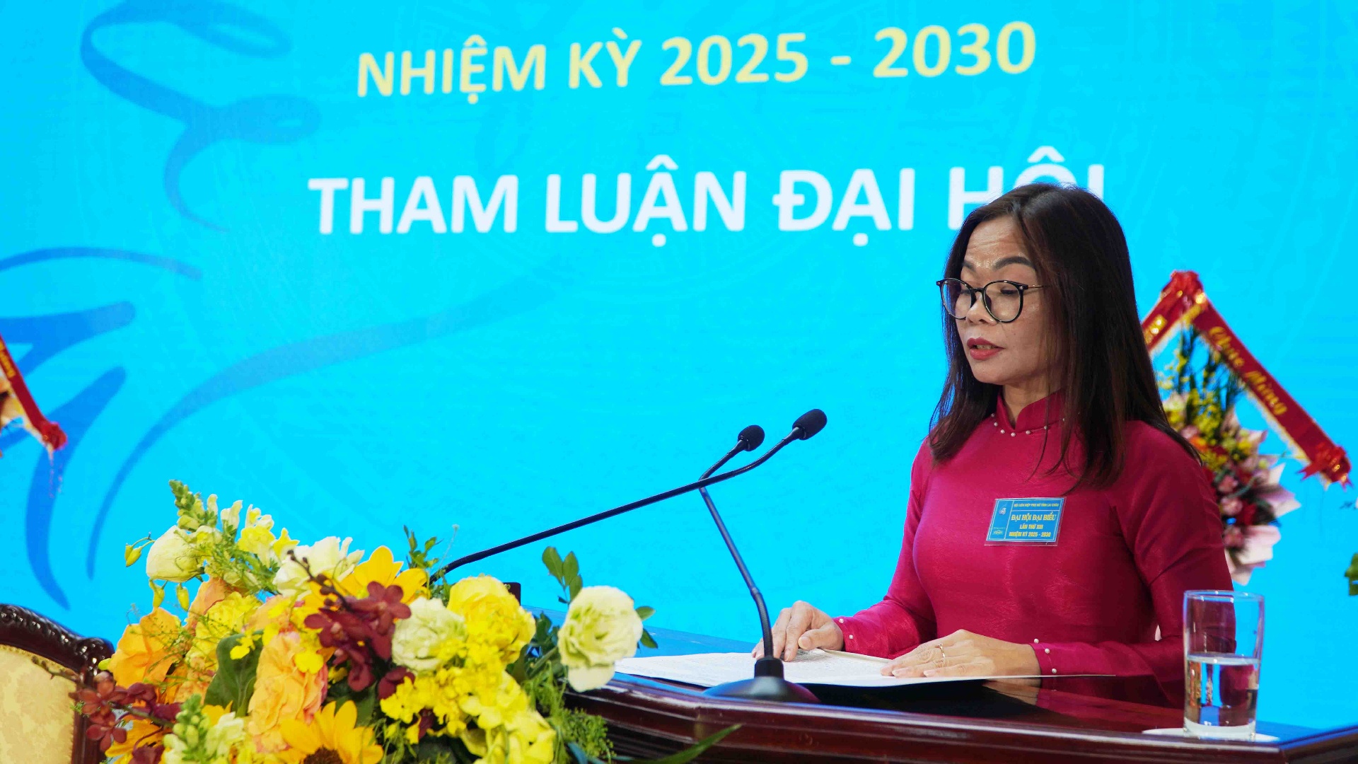 Đại biểu tham luận tại đại hội.