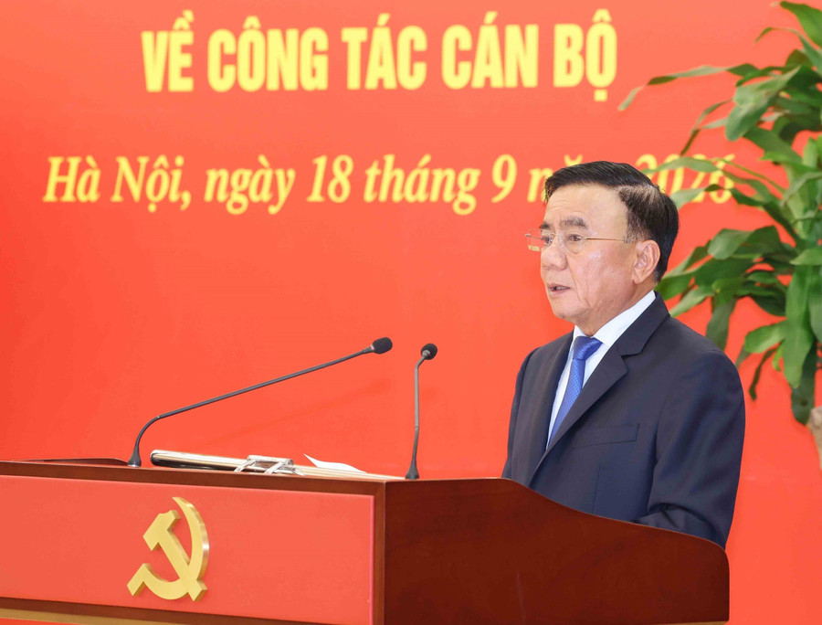 Thường trực Ban Bí thư Trần Cẩm Tú phát biểu tại hội nghị. Ảnh: TTXVN