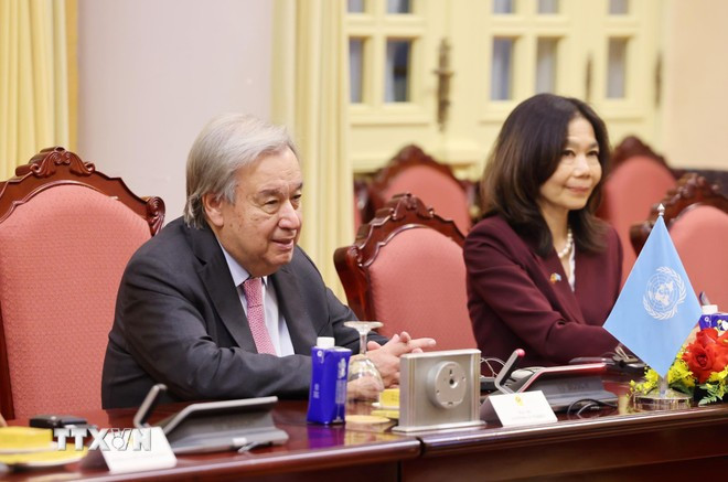Tổng Thư ký Liên hợp quốc António Guterres phát biểu tại cuộc hội đàm với Chủ tịch nước Lương Cường.