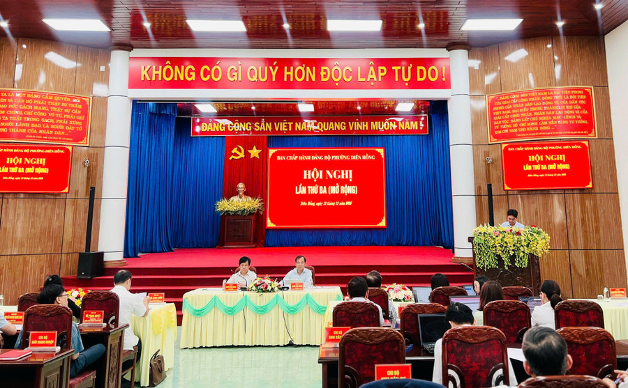 Quang cảnh hội nghị. Ảnh: Đ.H quang-canh-hoi-nghi-ban-chap-hanh-dang-bo-phuong-dien-hong-lan-thu-3.jpg