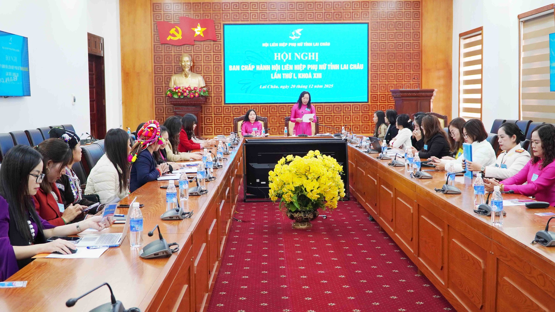 Ng&ocirc; Thị B&iacute;ch Hạnh &ndash; Tỉnh ủy vi&ecirc;n, Chủ tịch Hội Li&ecirc;n hiệp Phụ nữ tỉnh ph&aacute;t biểu bế mạc hội nghị.