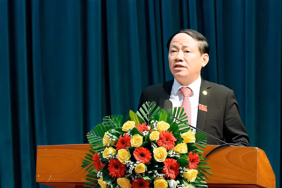 Chủ tịch UBND tỉnh Gia Lai nhiệm kỳ 2026-2031 Phạm Anh Tuấn phát biểu nhận nhiệm vụ. Ảnh: Đức Thụy chu-tich-ubnd-tinh-gia-lai-nhiem-ky-2026-2031-phat-bieu-nhan-nhiem-vu-duc-thuy.jpg