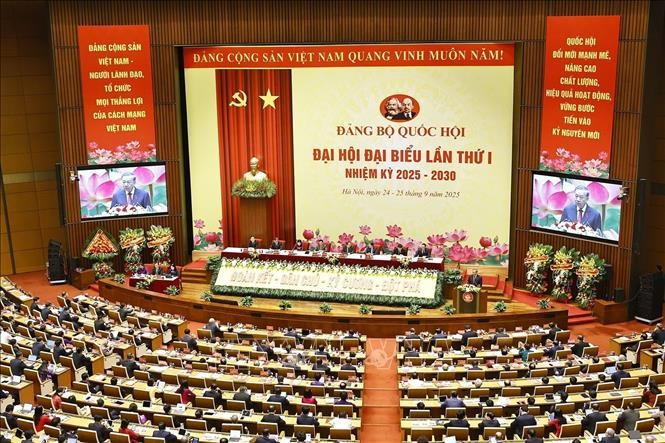 Tổng Bí thư Tô Lâm phát biểu chỉ đạo Đại hội đại biểu Đảng bộ Quốc hội lần thứ nhất. Ảnh: Doãn Tấn/TTXVN