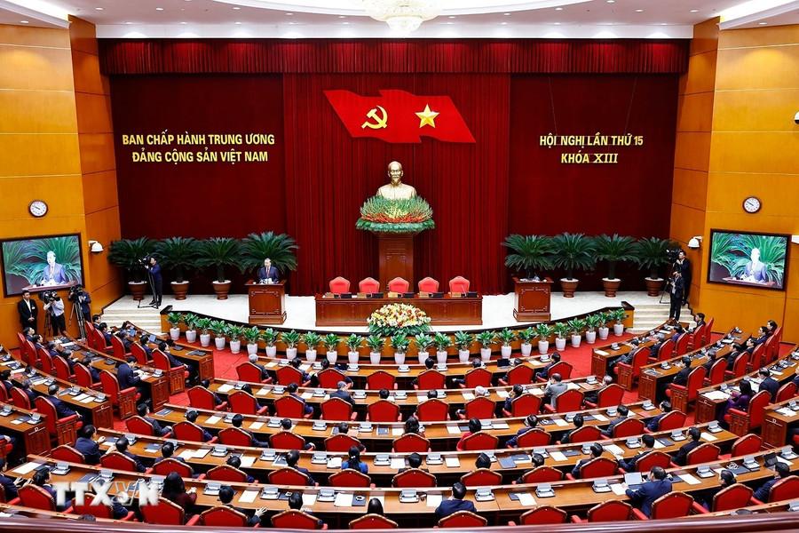 Tổng B&iacute; thư T&ocirc; L&acirc;m ph&aacute;t biểu bế mạc Hội nghị lần thứ 15 Ban Chấp h&agrave;nh Trung ương kh&oacute;a XIII. (Ảnh: Thống Nhất/TTXVN)