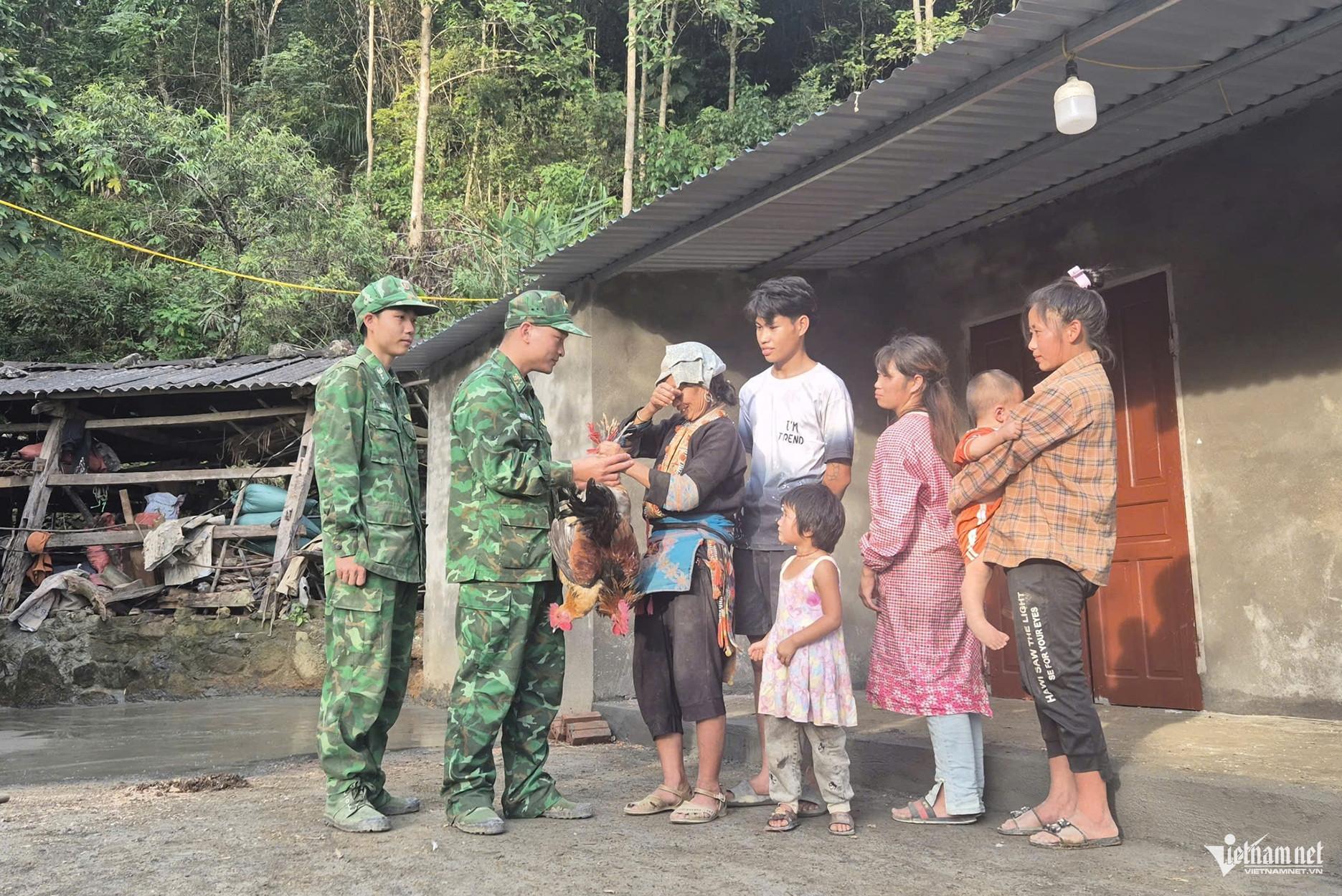 W-Phùng Tả Mẩy  2.jpg