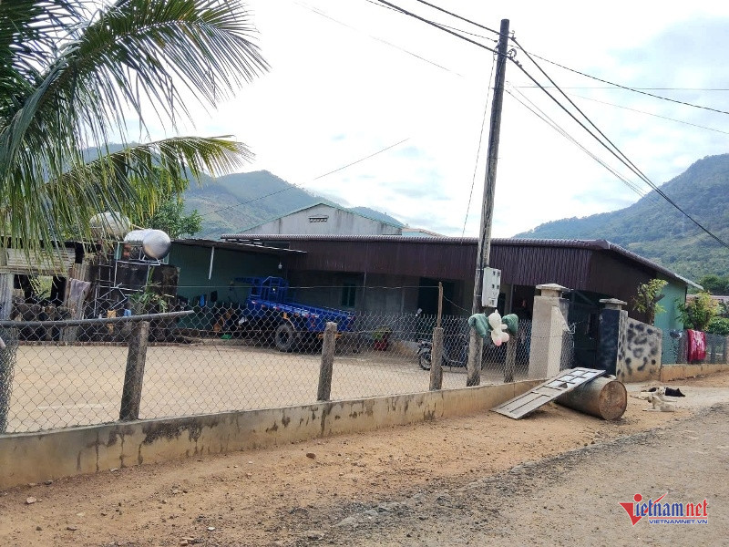 W-Mở lối tho&aacute;t ngh&egrave;o 5.jpg