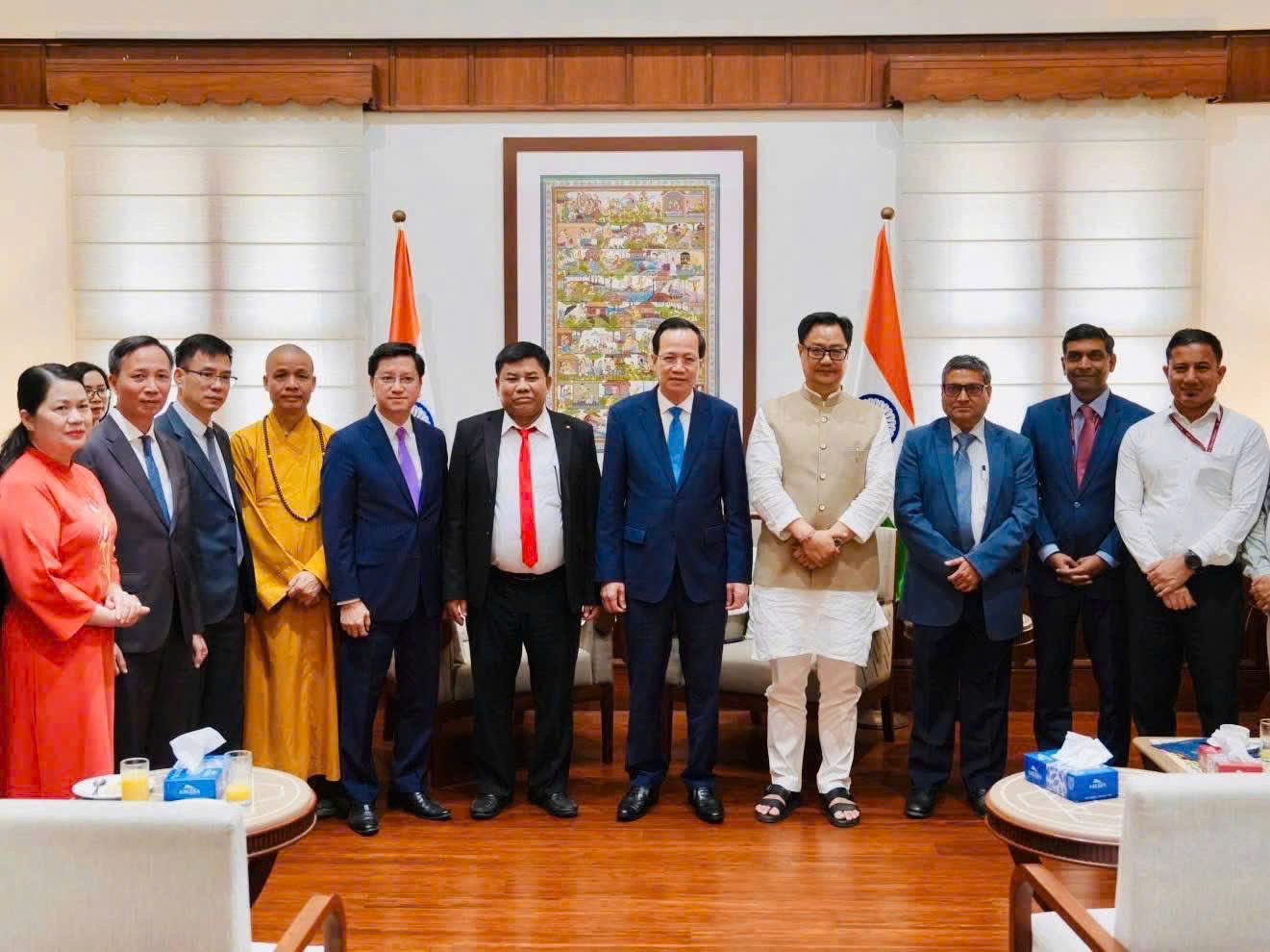 Bộ trưởng ảnh 4.jpg