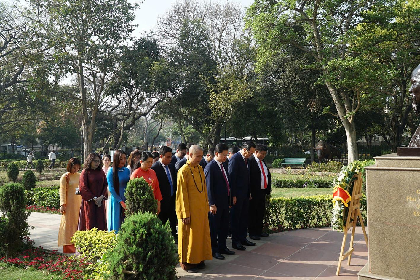 Bộ trưởng ảnh 6.jpg