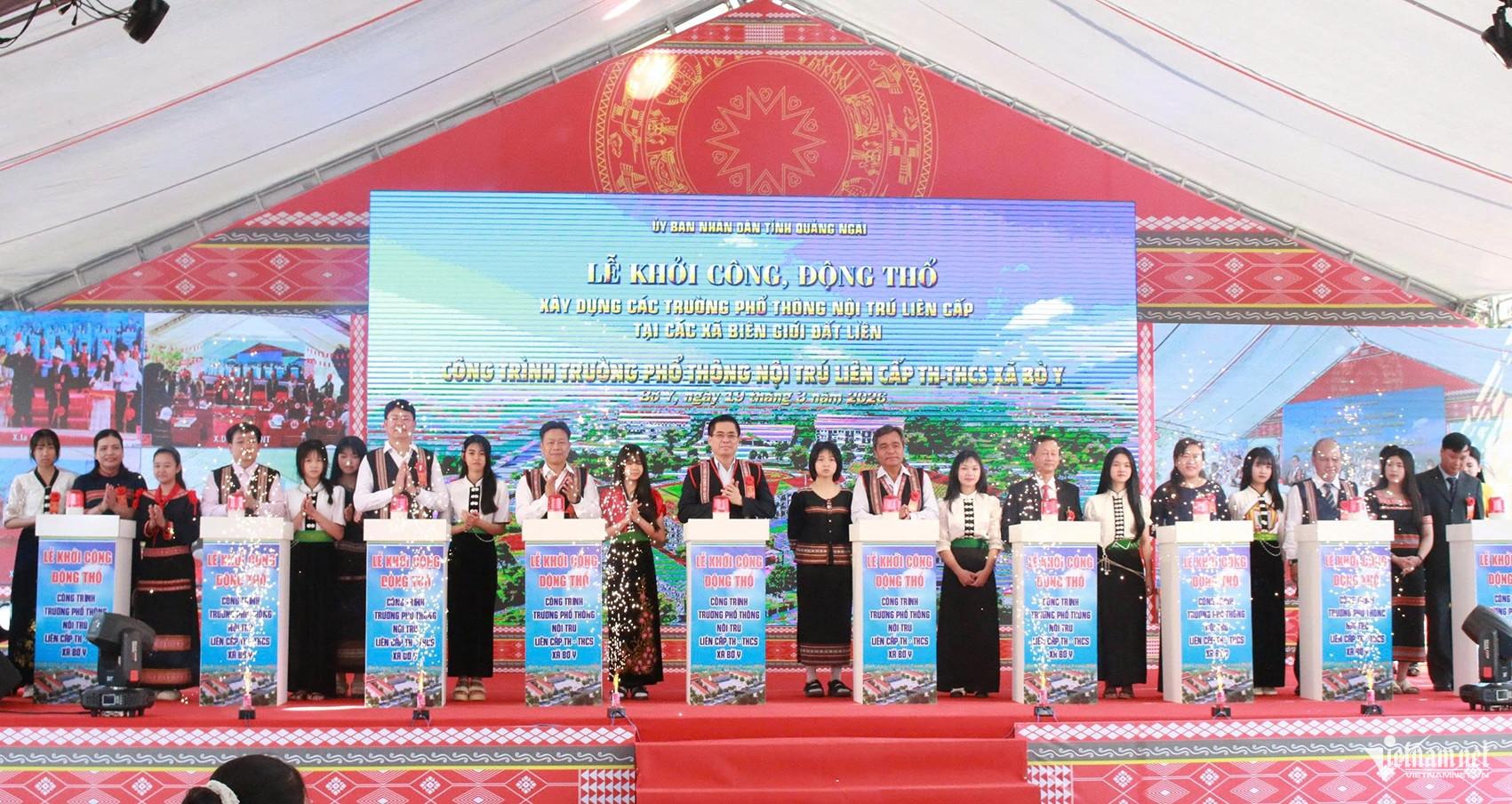 W-Khởi công ảnh 9.jpg