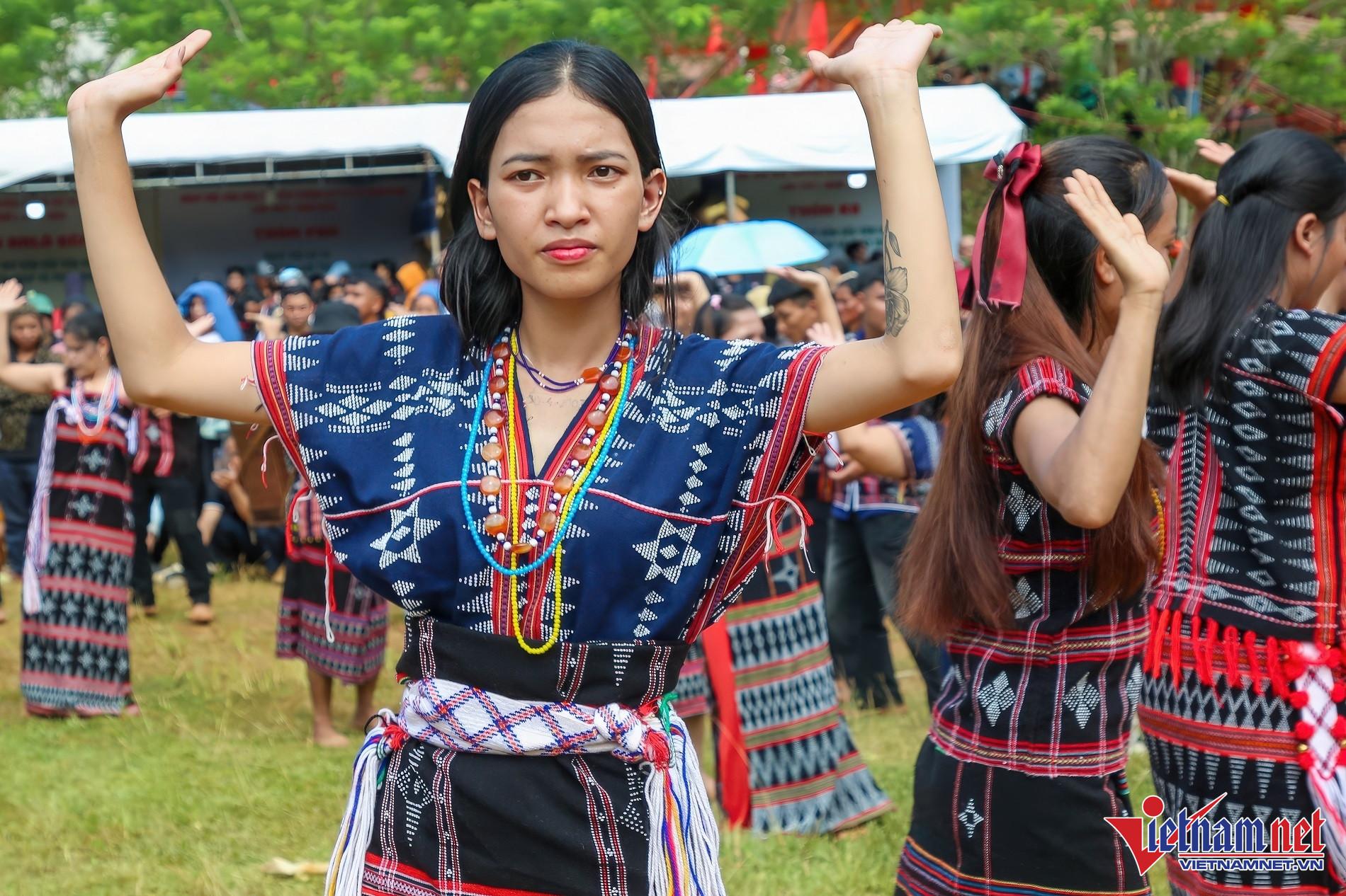 W-Anh 4 gigapixel standard v2 4x faceai.jpeg