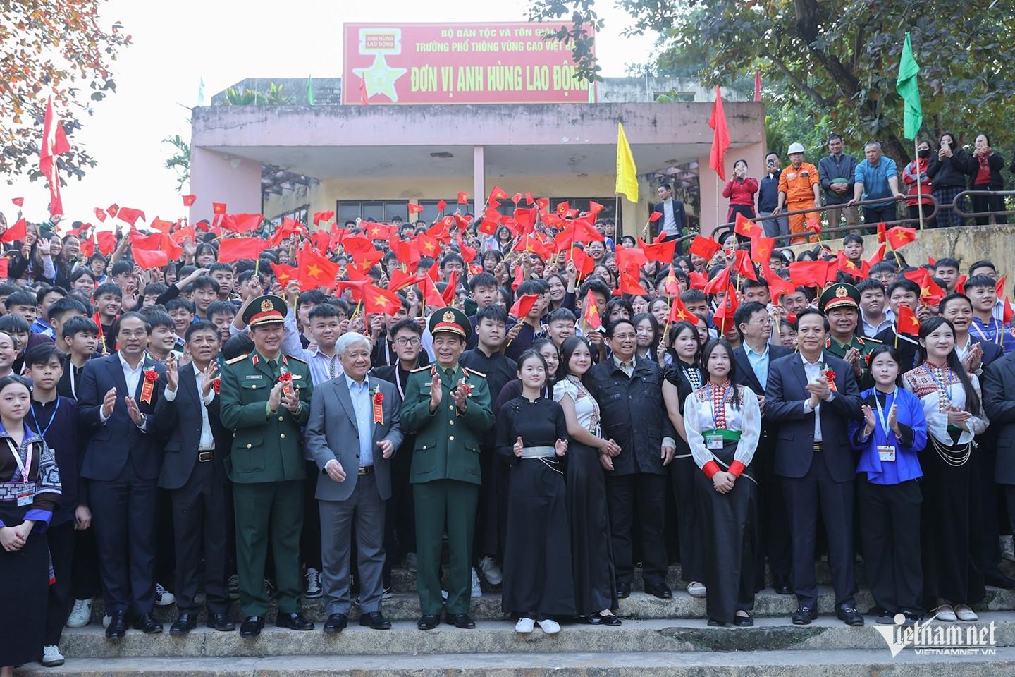 W-Ảnh 11 Dũng.jpg