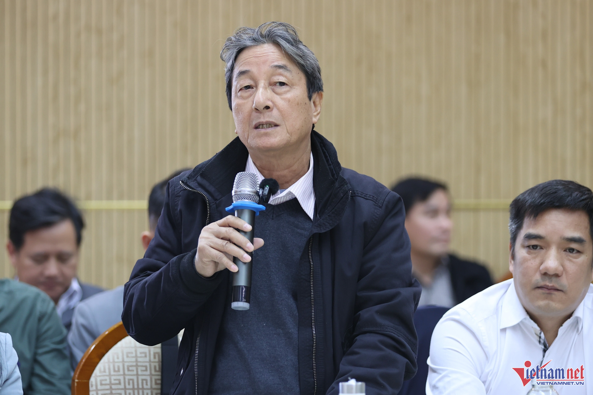 W-Nguyễn Khắc Huy.jpg