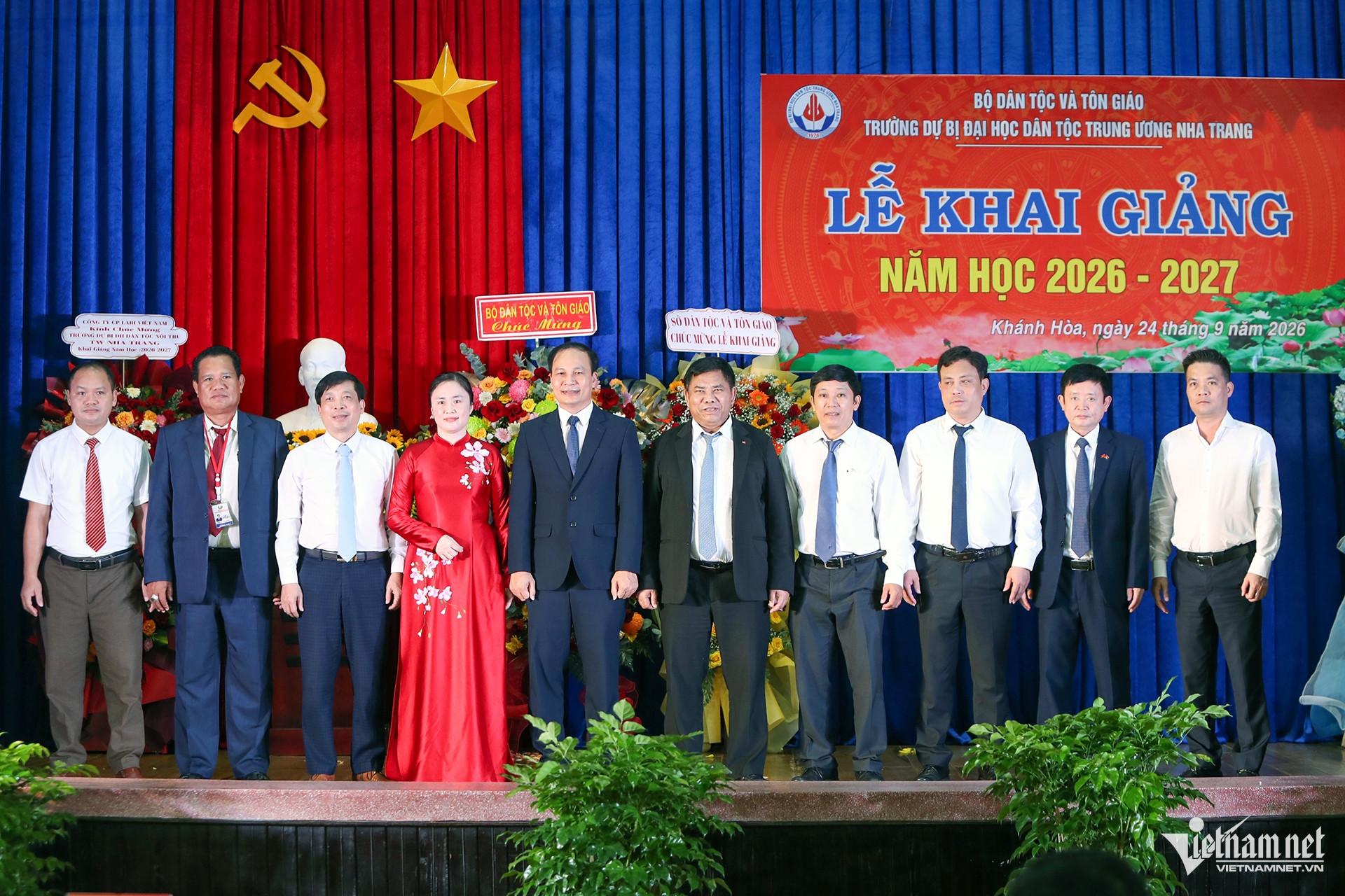 W-Khai Giang IMG_8264.jpg