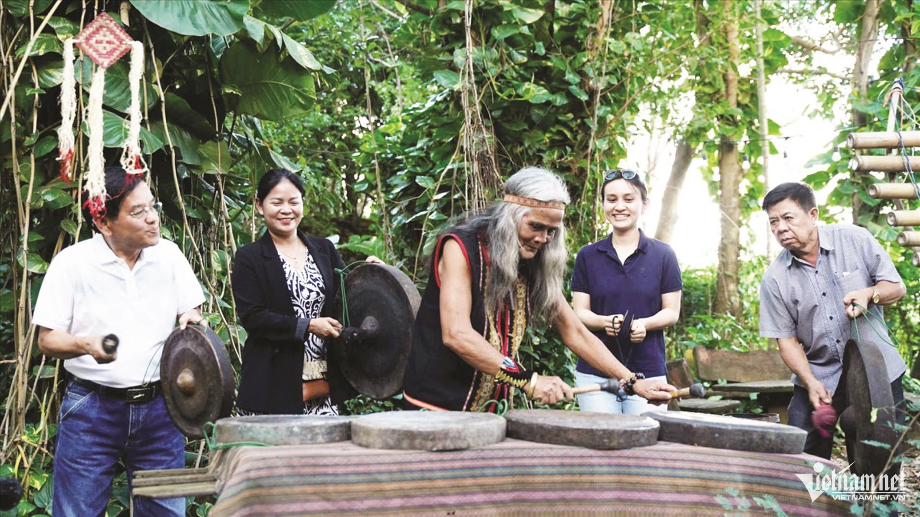 W-Bản sắc VH   1.jpg