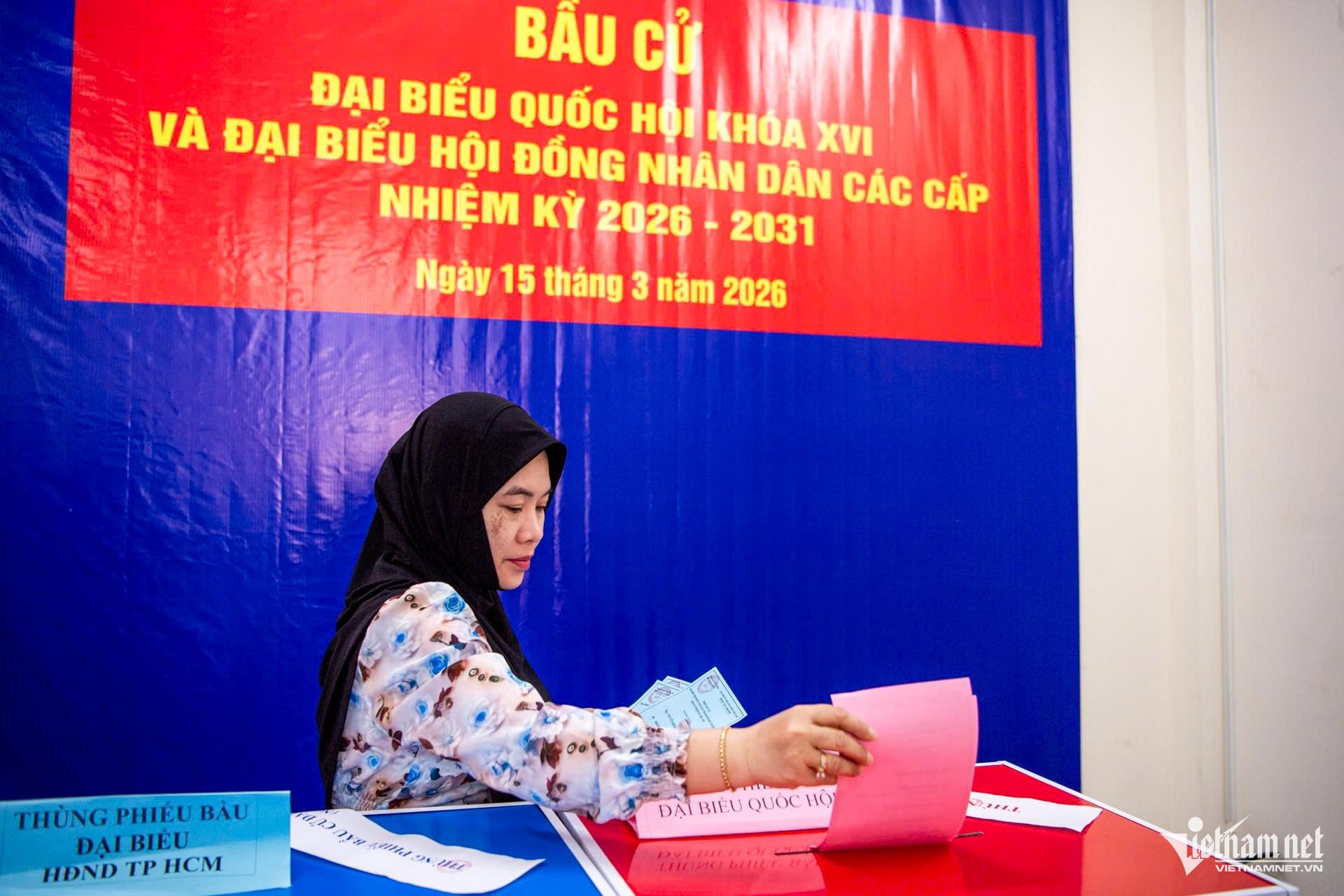 W-bầu cử TPHCM 12.jpg