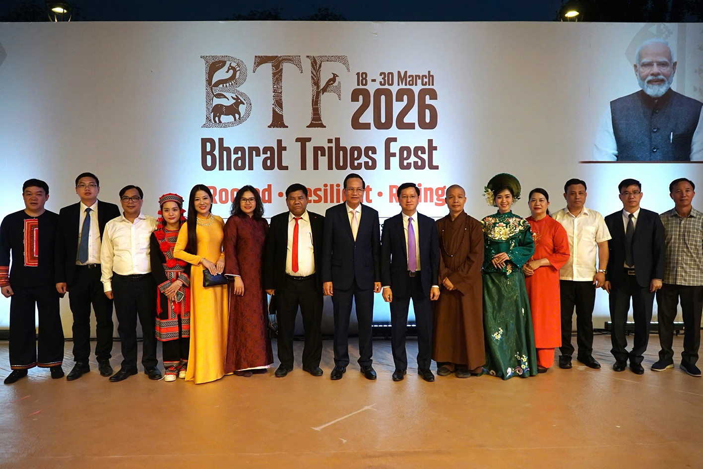 Bộ trưởng ảnh 5.jpg