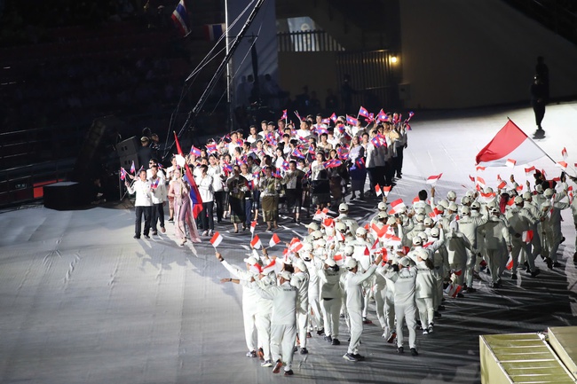 Lễ khai mạc SEA Games 33: Đầy màu sắc và ấn tượng - Ảnh 9. Lễ khai mạc SEA Games 33: Đầy màu sắc và ấn tượng - Ảnh 9.