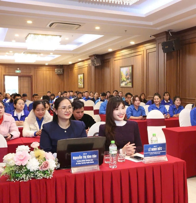 Hơn 150 đoàn viên thanh niên tham dự chương trình tập huấn bảo tồn văn hóa truyền thống tại Tuyên Quang - Ảnh 1. Hơn 150 đoàn viên thanh niên tham dự chương trình tập huấn bảo tồn văn hóa truyền thống tại Tuyên Quang - Ảnh 1.